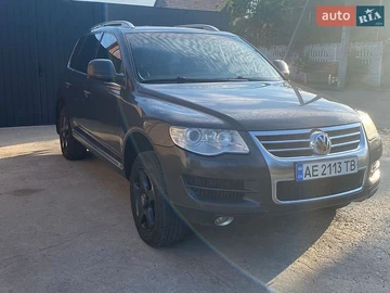Авто Volkswagen Touareg 2007 № 8881076