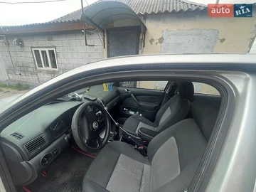 Авто Skoda Octavia 2004 № 8881154