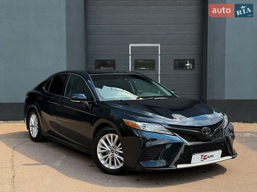 Авто Toyota Camry 2018 № 8881423