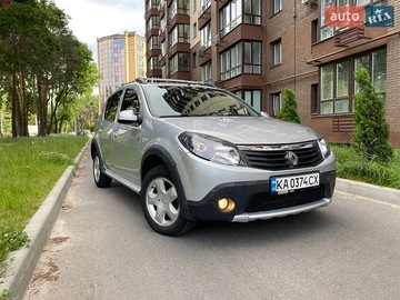 Авто Renault Sandero Stepway 2013 № 8881528