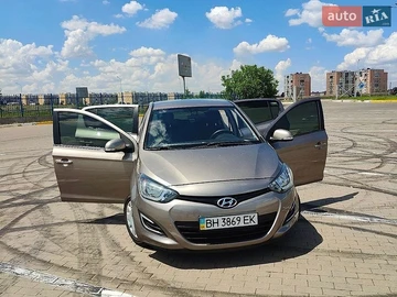 Авто Hyundai I20 2013 № 8881876