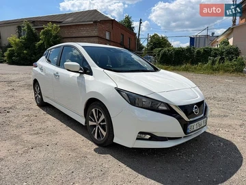 Авто Nissan Leaf 2018 № 8882068