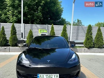 Авто Tesla Model 3 2022 № 8882090