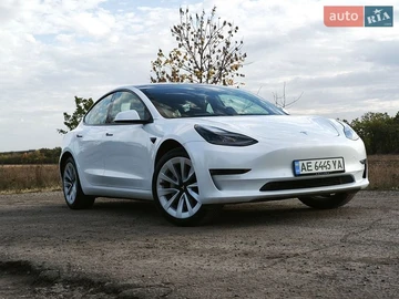 Авто Tesla Model 3 2022 № 8882152