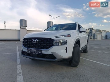 Авто Hyundai Santa Fe 2023 № 8882170