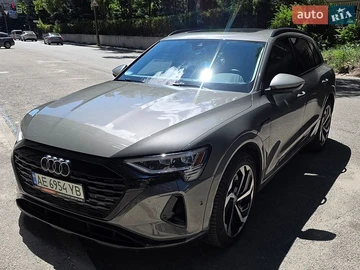 Авто Audi Q8 E-Tron 2023 № 8882254