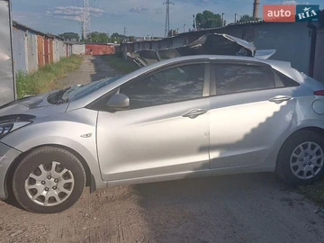 Авто Hyundai I30 2014 № 8882276