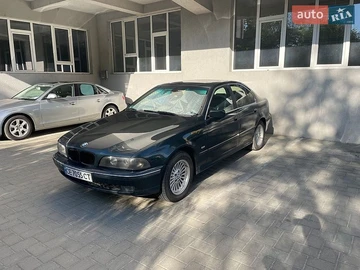Авто BMW 5 Series 2000 № 8882370