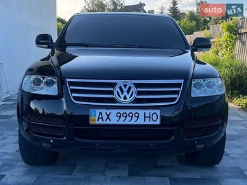 Авто Volkswagen Touareg 2004 № 8882474
