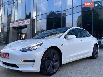 Авто Tesla Model 3 2020 № 8882581