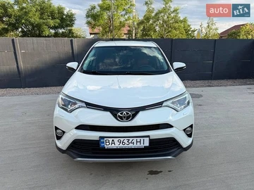 Авто Toyota Rav4 2017 № 8882668