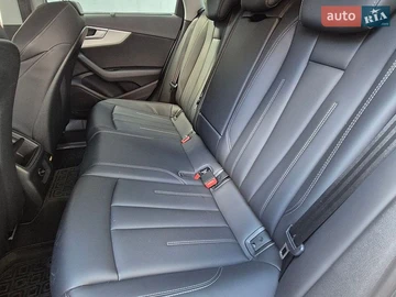 Авто Audi A4 2019 № 8882676