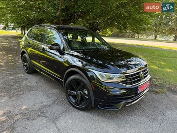 Авто Volkswagen Tiguan 2024 № 8882681