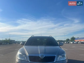 Авто Skoda Octavia 2009 № 8882873