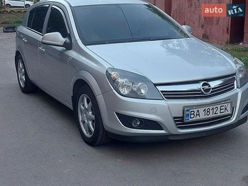 Авто Opel Astra 2012 № 8882882
