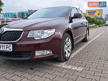 Авто Skoda Superb 2010 № 8882901