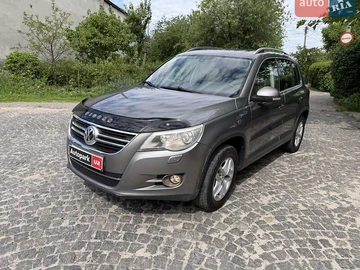 Авто Volkswagen Tiguan 2009 № 8882970