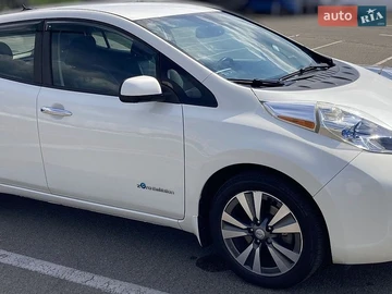 Авто Nissan Leaf 2015 № 8882979