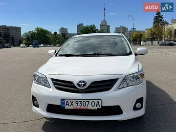 Авто Toyota Corolla 2011 № 8882980