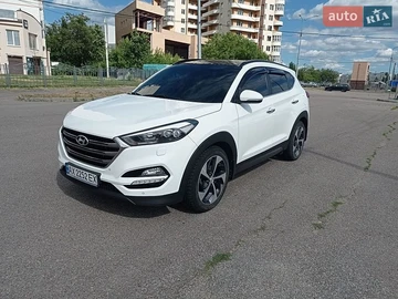 Авто Hyundai Tucson 2017 № 8883135