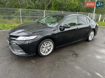 Авто Toyota Camry 2019 № 8883210