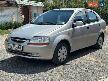 Авто Chevrolet Aveo 2005 № 8883307
