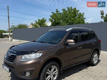 Авто Hyundai Santa Fe 2011 № 8883614