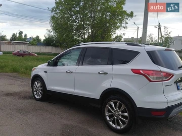 Авто Ford Escape 2015 № 8883693