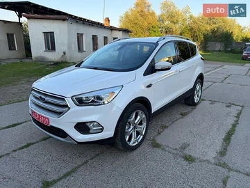 Авто Ford Escape 2019 № 8883703