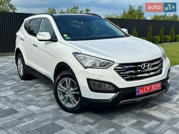 Авто Hyundai Santa Fe 2013 № 8883716