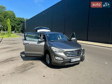 Авто Hyundai Santa Fe 2017 № 8883770