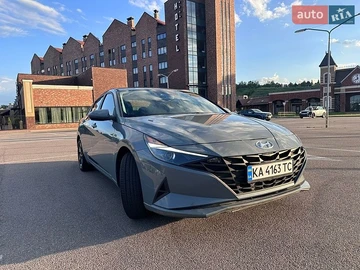 Авто Hyundai Elantra 2022 № 8883785