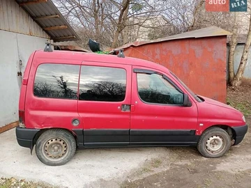 Авто Peugeot Partner 2000 № 8883931