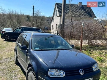 Авто Volkswagen Golf 2000 № 8884036