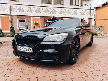 Авто BMW 7 Series 2010 № 8884102