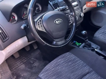 Авто KIA Ceed 2009 № 8884124