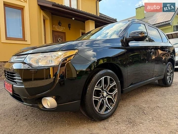 Авто Mitsubishi Outlander 2013 № 8884156