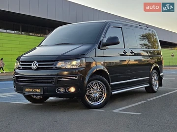 Авто Volkswagen Multivan 2012 № 8884157