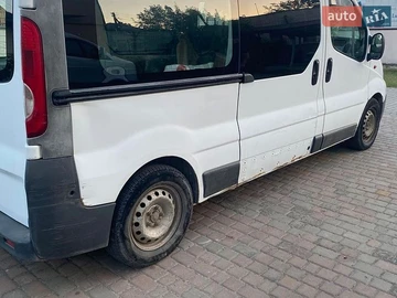 Авто Renault Trafic 2006 № 8884210