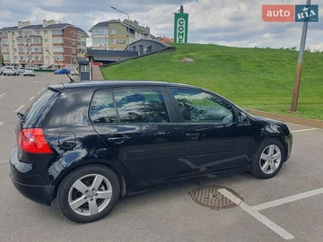 Авто Volkswagen Golf 2008 № 8884429