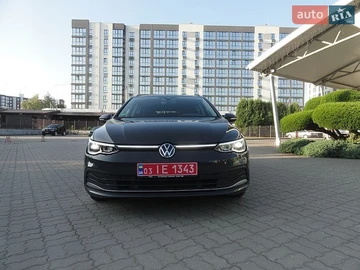 Авто Volkswagen Golf 2023 № 8884563