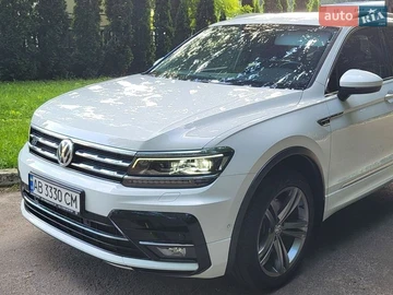 Авто Volkswagen Tiguan 2019 № 8884571