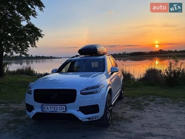Авто Volvo Xc90 2017 № 8884578