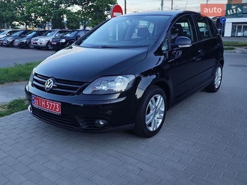 Авто Volkswagen Golf Plus 2006 № 8884699