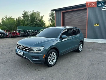 Авто Volkswagen Tiguan 2019 № 8884739