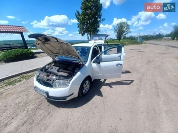 Авто Skoda Fabia 2002 № 8884898