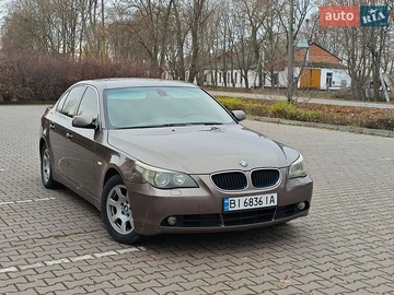Авто BMW 5 Series 2003 № 8885049