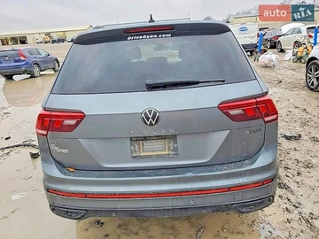 Авто Volkswagen Tiguan 2021 № 8885056