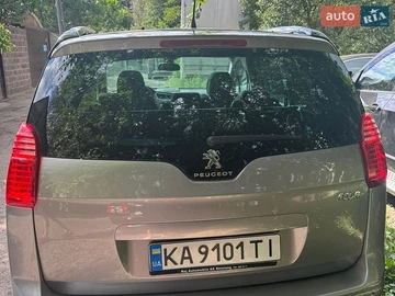 Авто Peugeot 5008 2013 № 8885082