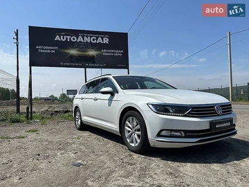 Авто Volkswagen Passat 2017 № 8885142